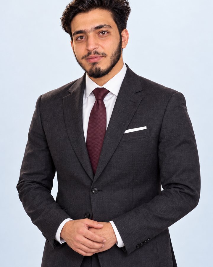 پرترهٔ مجتبی چزگی، برنامه‌نویس موزیک پلیر ایسِت